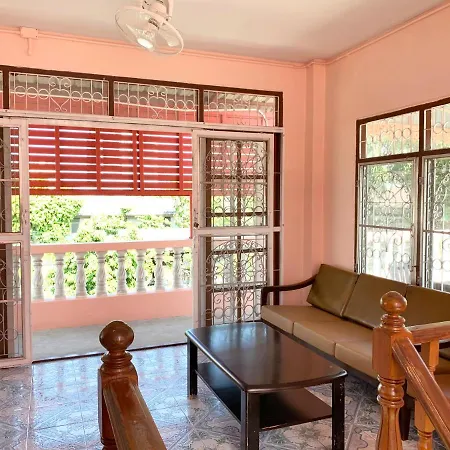 בנגקוק Gaiwandhanat Homestay מראה חיצוני תמונה