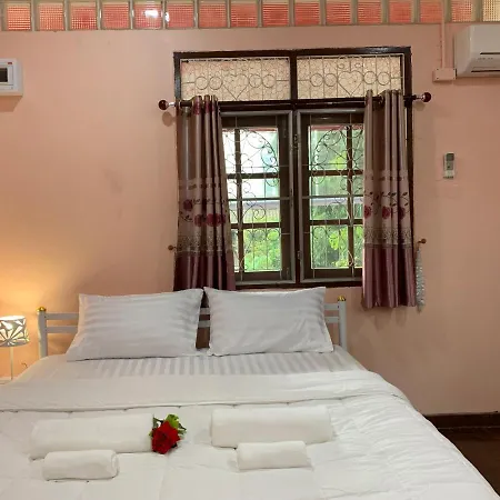 בנגקוק Gaiwandhanat Homestay מראה חיצוני תמונה