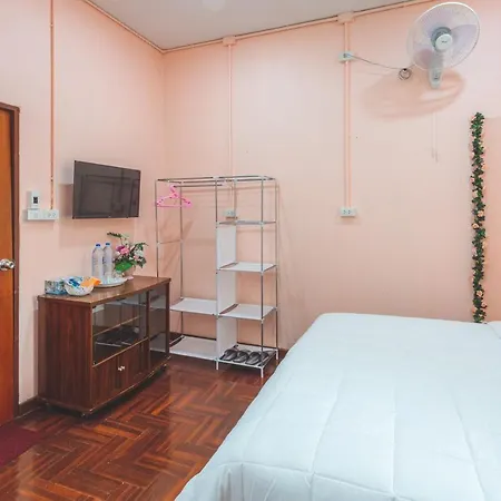 בנגקוק Gaiwandhanat Homestay מראה חיצוני תמונה